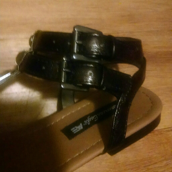 Sandals - Picture 3 of 5